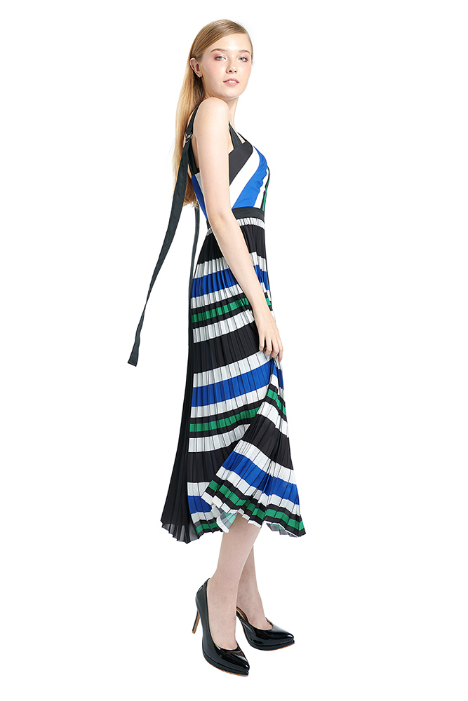 side view of the dress
